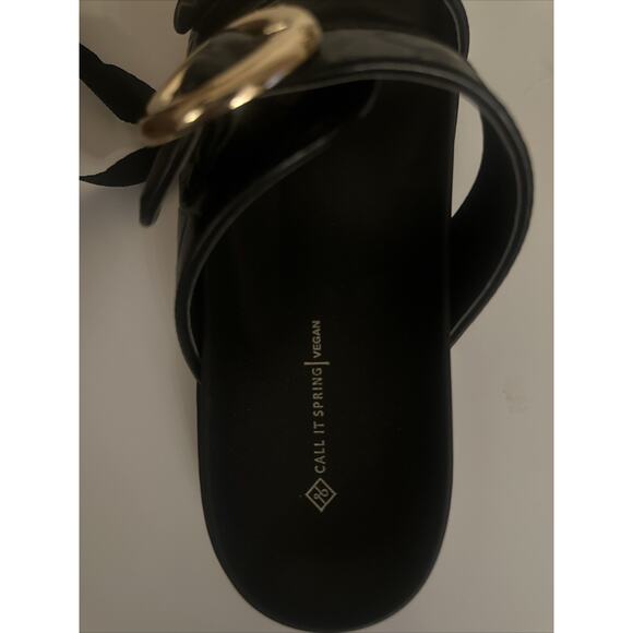 Call It Spring Women's Taliah Flat Sandal Size 8 Box Damaged - Picture 9 of 9